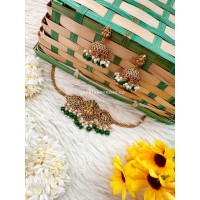 GREEN BEADS CHOKER GREEN BEADS CHOKER